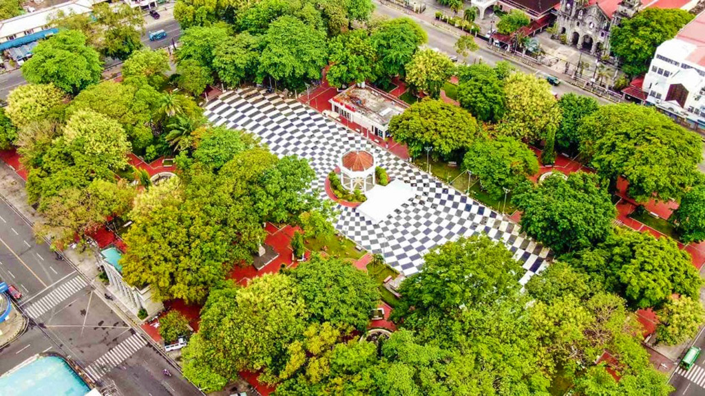 Bacolod Public Plaza. Bacolod Tourist Spots