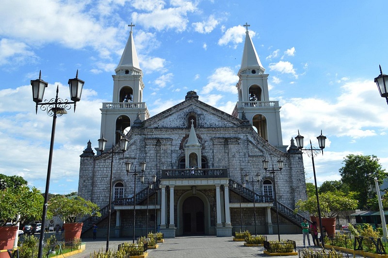 JARO CATEDRAL - ILOILO TOURIST SPOTS