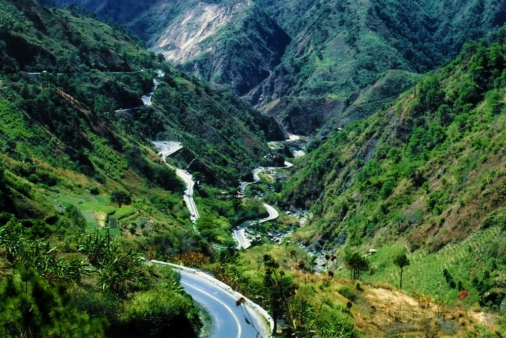 Kennon Road Viewpoint. Tourist Spots in Baguio