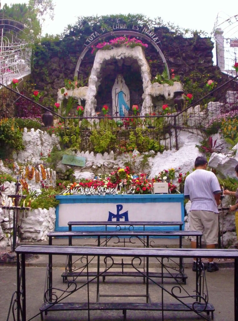 Our Lady of Lourdes Grotto. Tourist Spots in Baguio