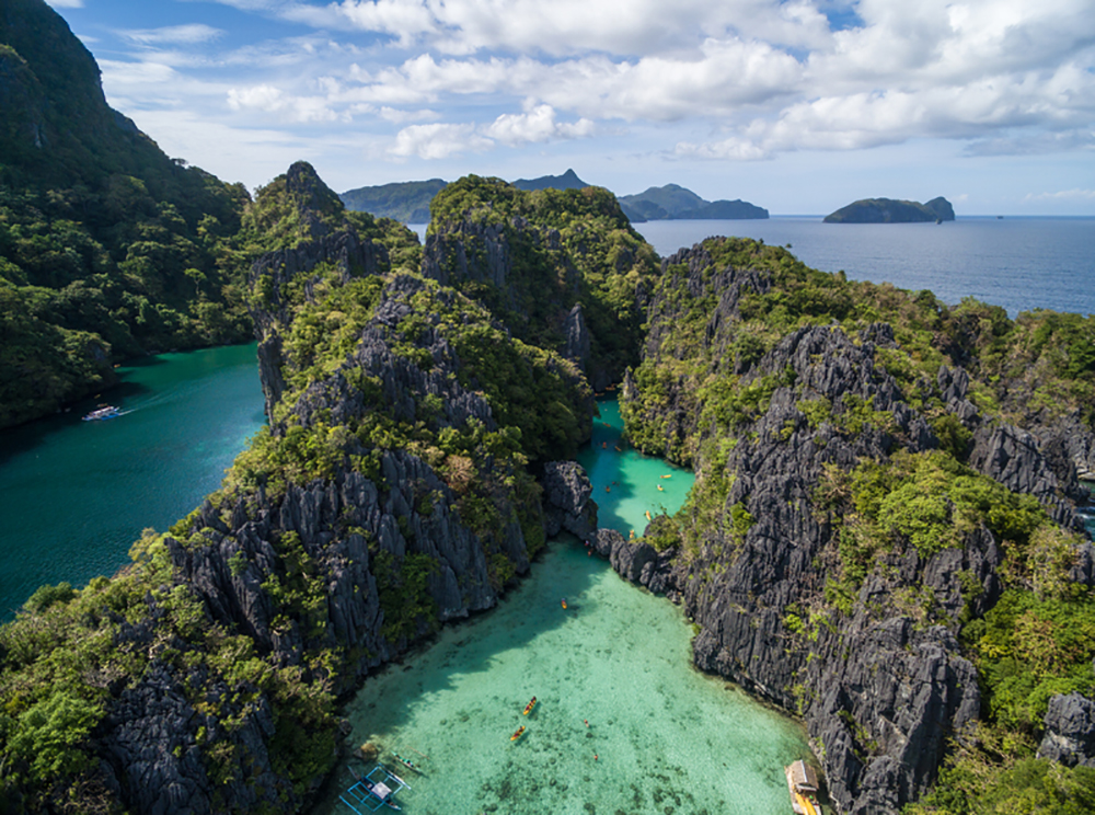 Small Lagoon in El Nido, Palawan, Philippines. Top Tourist Attraction in El Nido