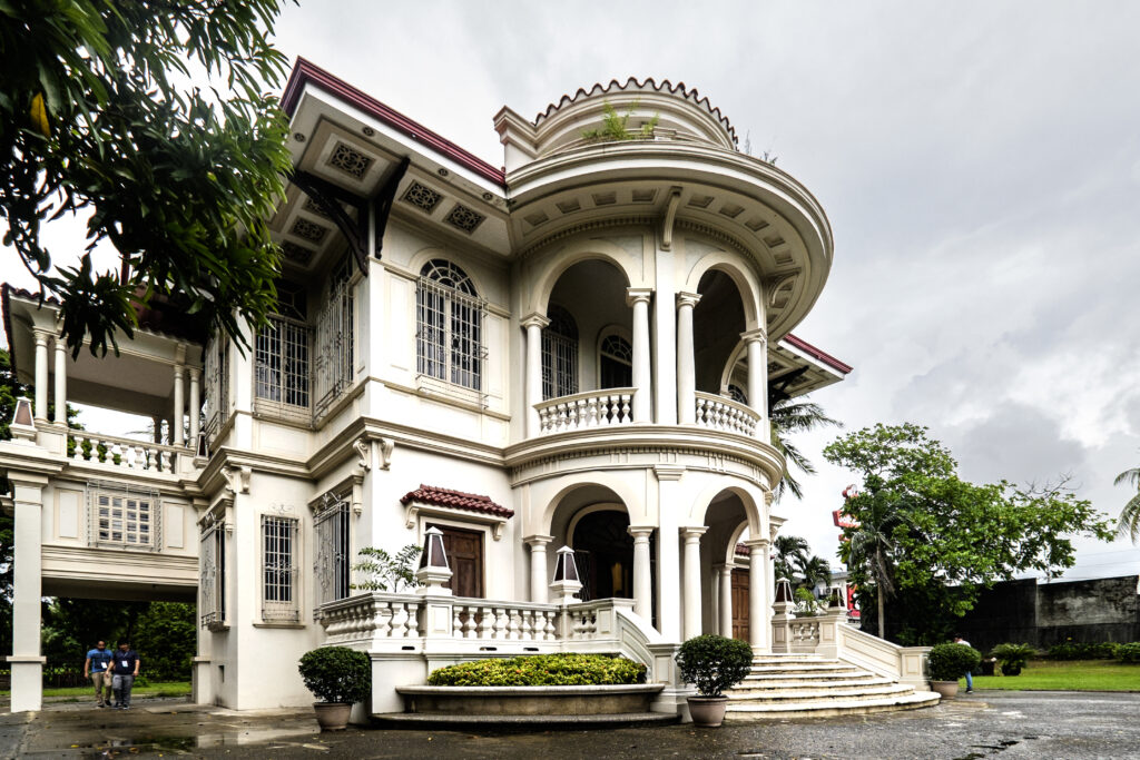 Molo Mansion Attractions - Iloilo Tourist Spots