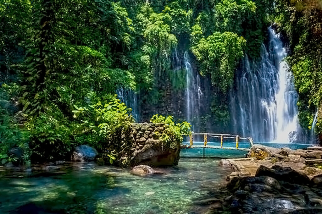 Tinago Falls. Tourist Spots in Mindanao