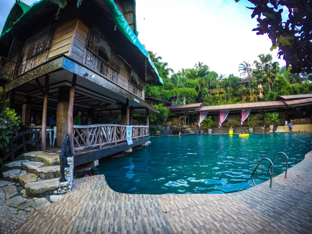 Kamayan sa Palaisdaan Resort Quezon Province