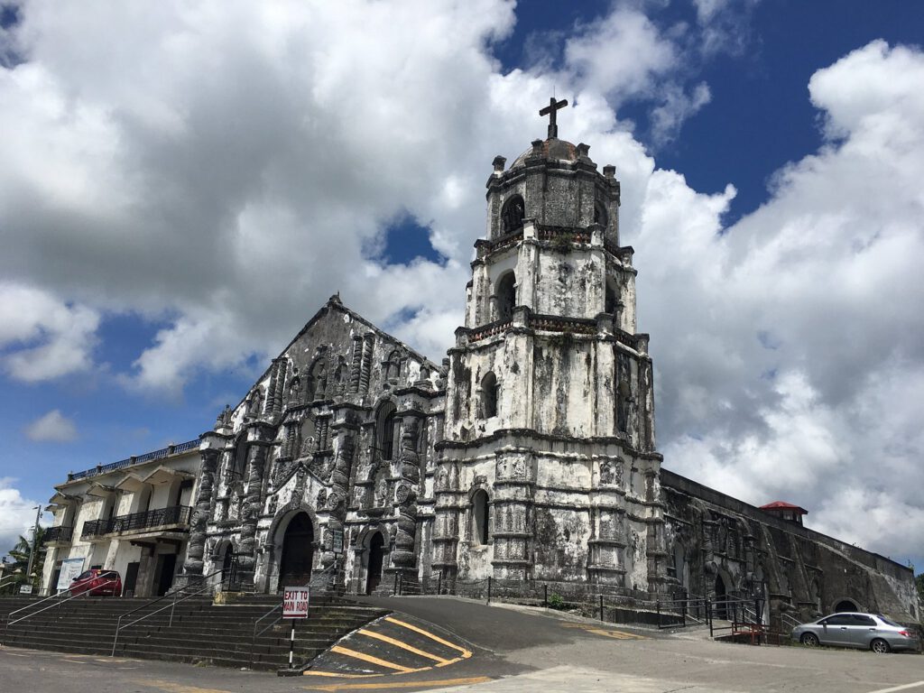 daraga church - bicol travel guide