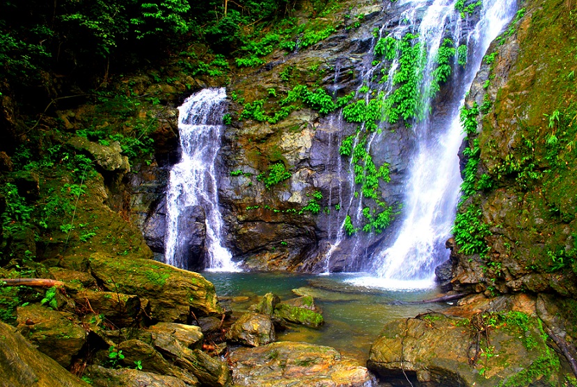Tamaraw Waterfalls - Mindoro