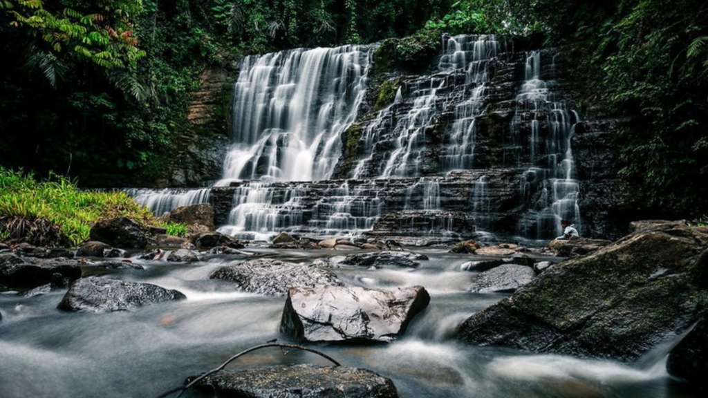 Merloquet Falls 