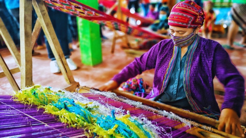 Yakan Weaving Village