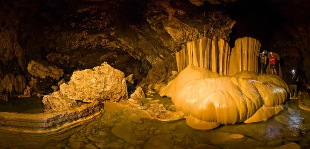 Sumaguing Cave - Beauty of Sagada
