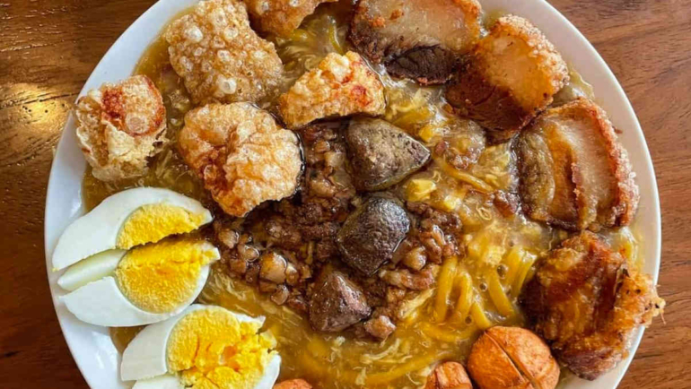 Batangas-Cuisine-Batangas-Lomi-Variety