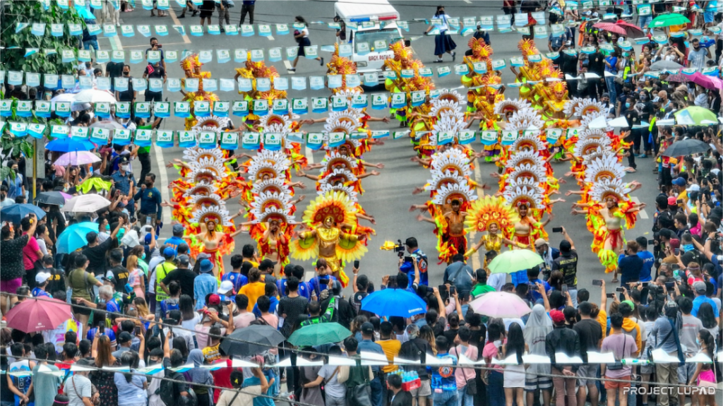 Higalaay- Festival -  Chants and Cheers