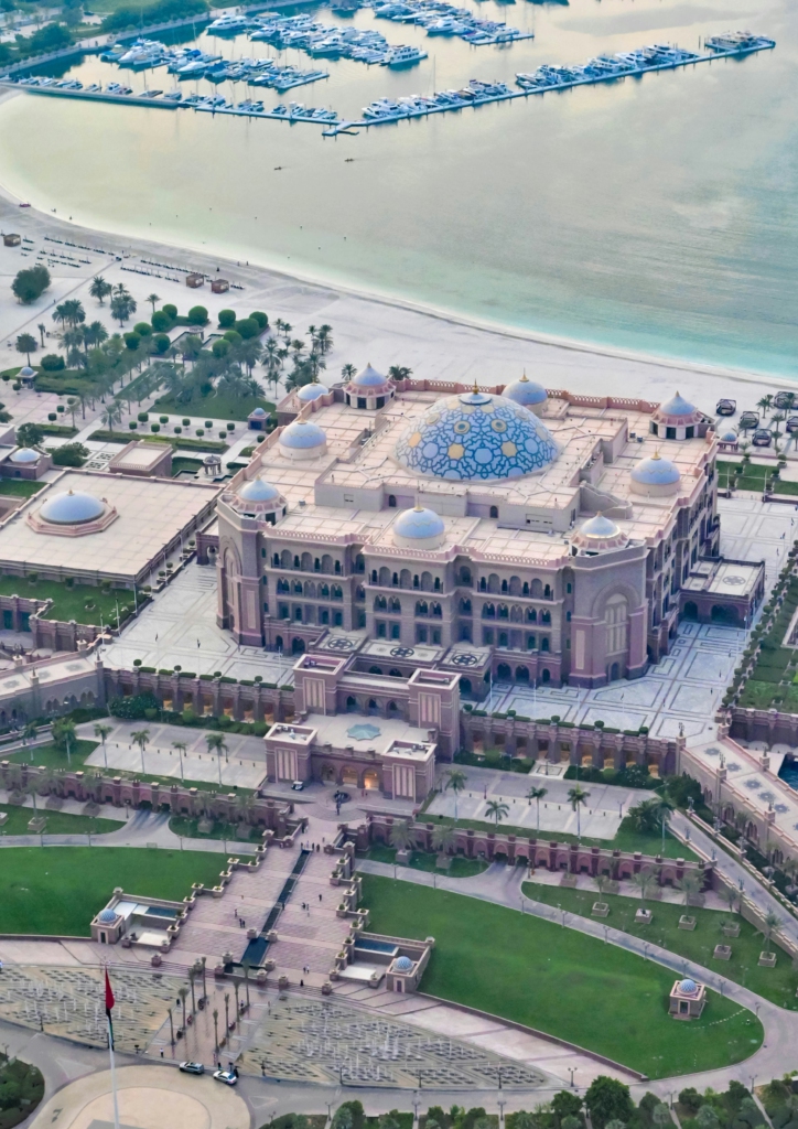 Abu Dhabi Tourist Attraction -Emirates Palace View