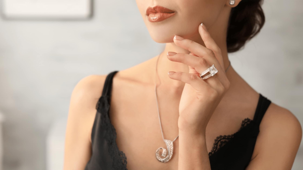 How to sell jewelry on Amazon - Why Jewelry is a Great Option for Sellers