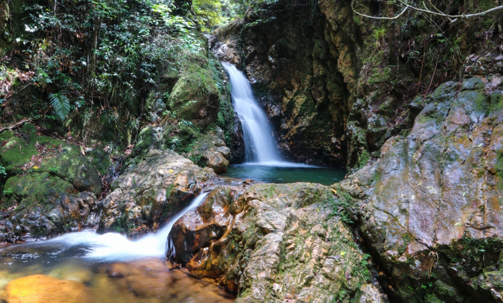 Tagkawayan Wonder -Maniknik Falls